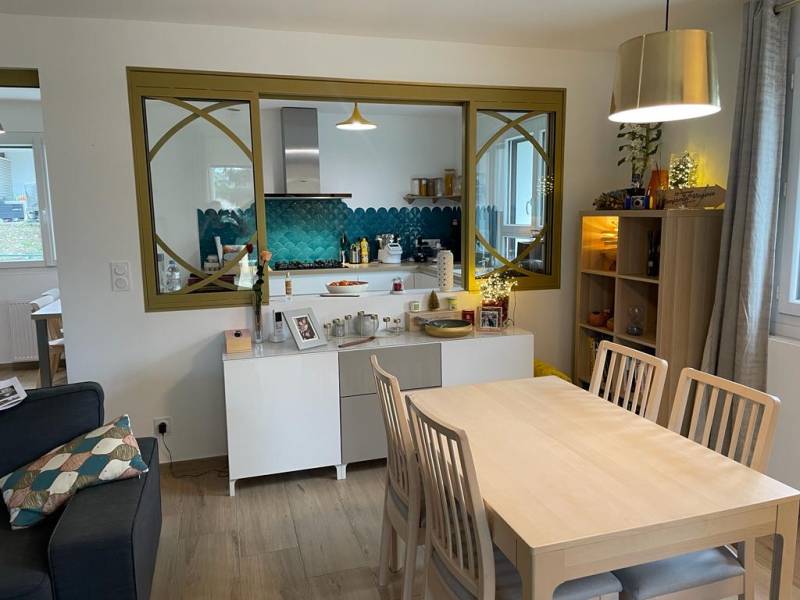 cuisine ouverte sur le salon avec verriere à lyon