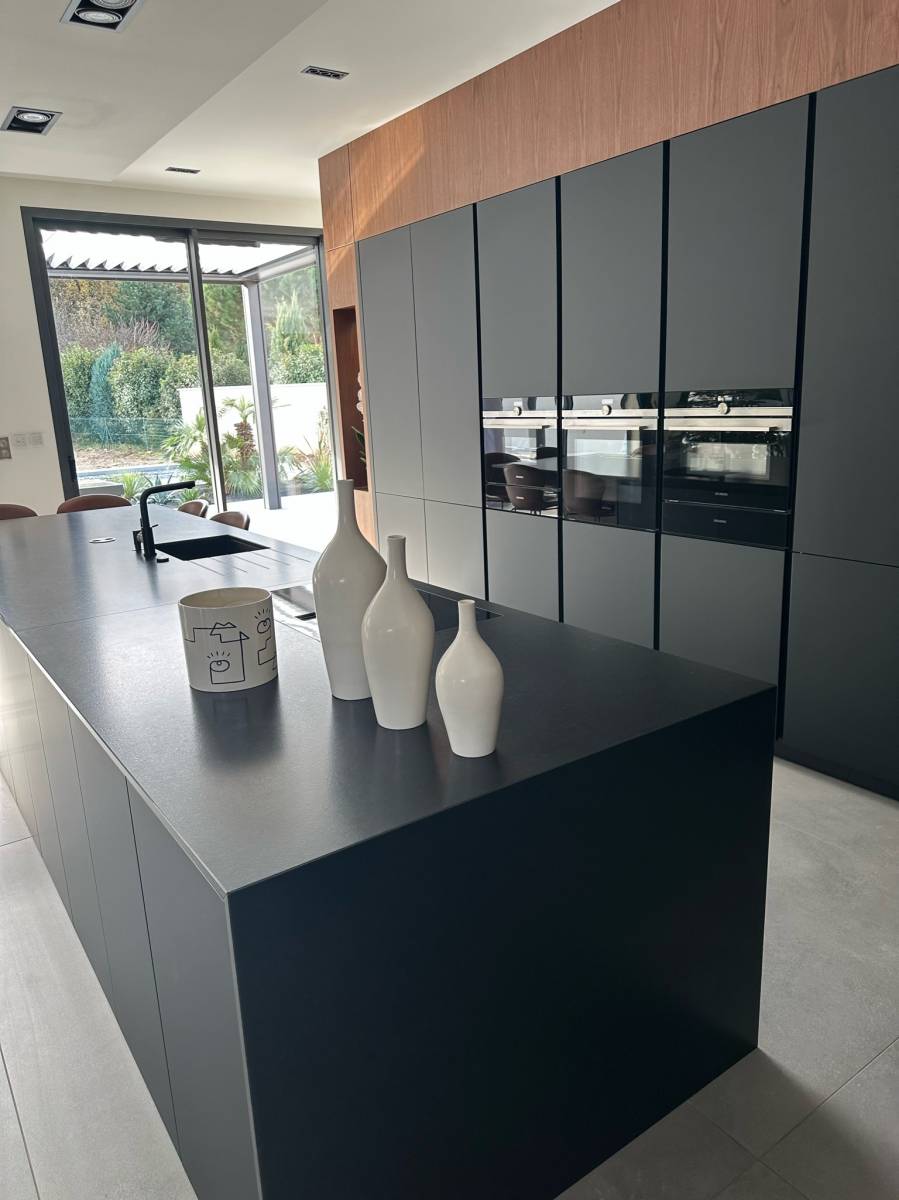 cuisiniste moderne lyon confluence