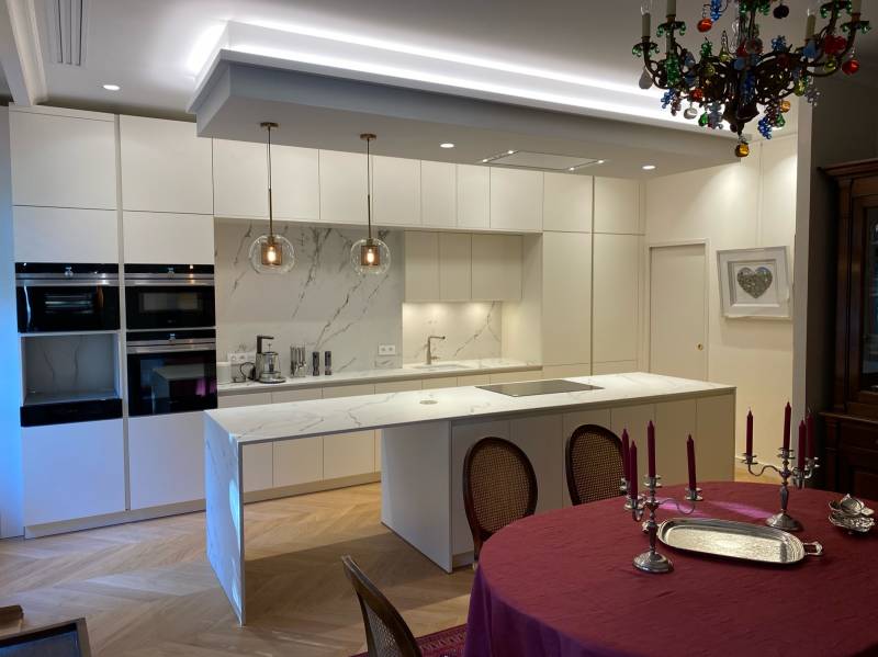 cuisine avec plafond à la francaise à lyon