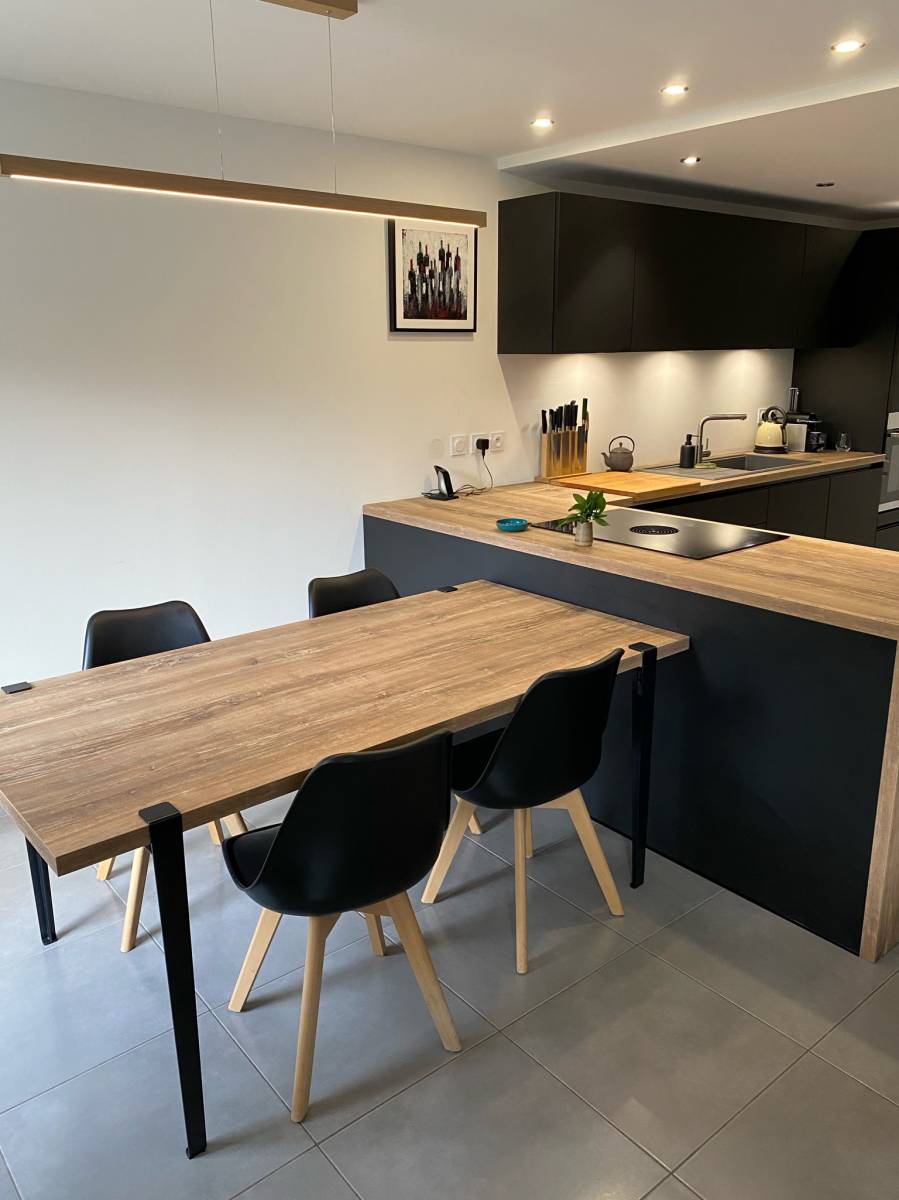 cuisiniste en facade stratifié