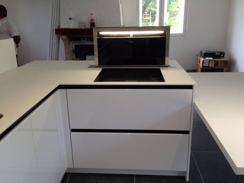 Pose d'une cuisine à Lyon