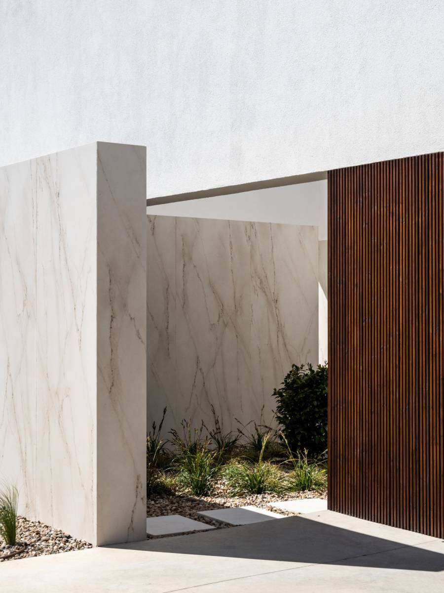 INSTALLATEUR DE DEKTON REM LYON