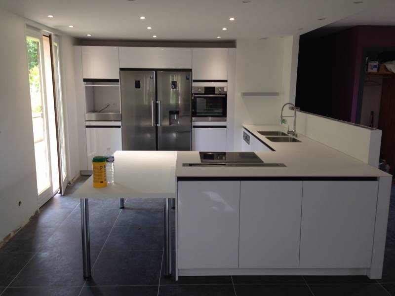 Pose d'une cuisine à Lyon