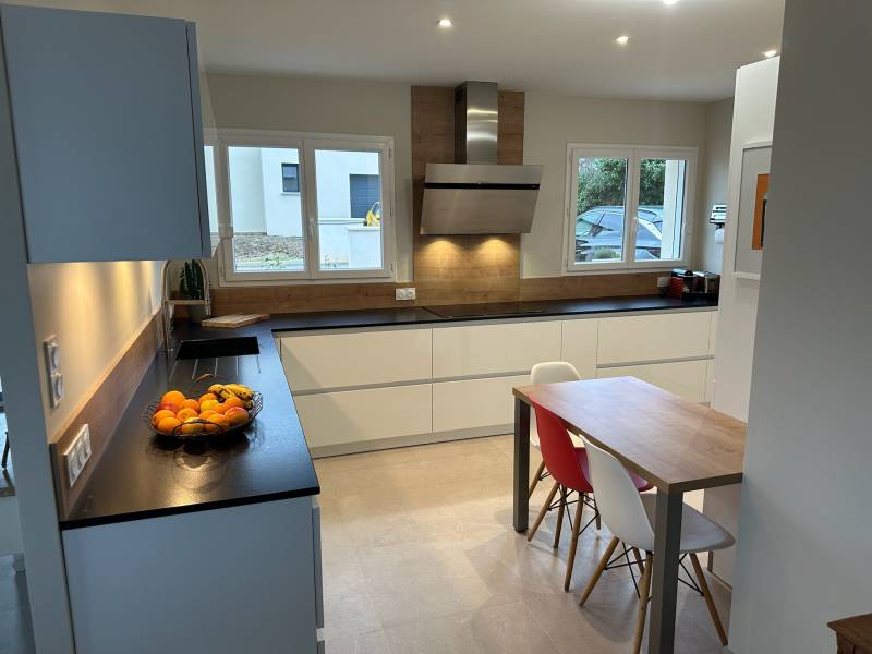 cuisine blanche sans poignées charly