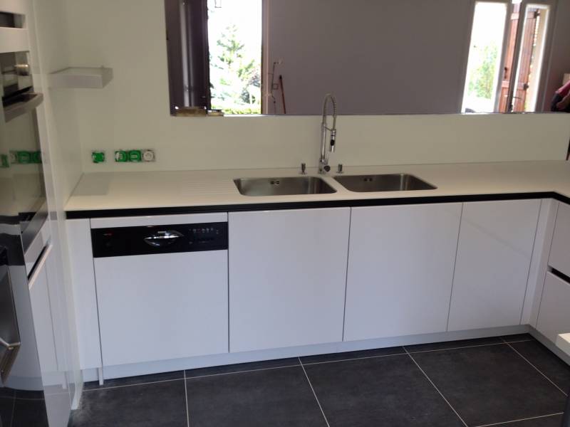 Pose d'une cuisine à Lyon