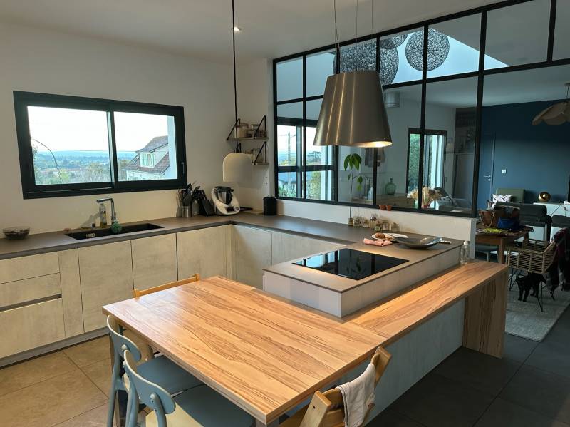 Les cuisines industrielles avec verrière à Saint-Priest