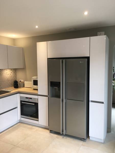 Cuisine blanche sans poignée a lyon