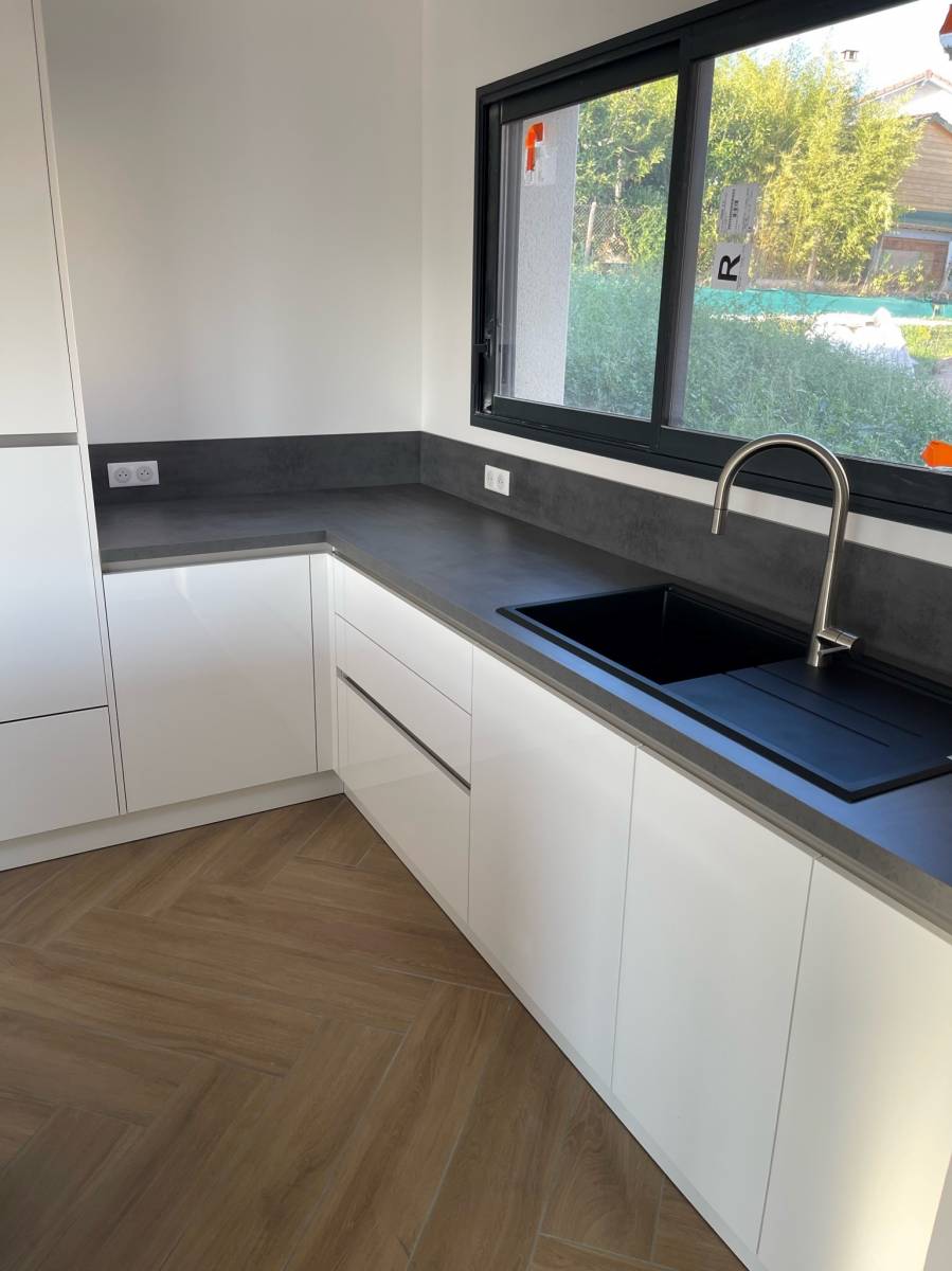 installation cuisine soucieu en jarest