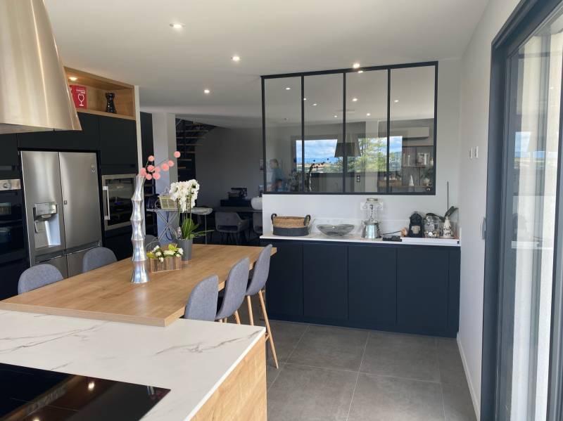 Les cuisines industrielles avec verrière à Saint-Priest