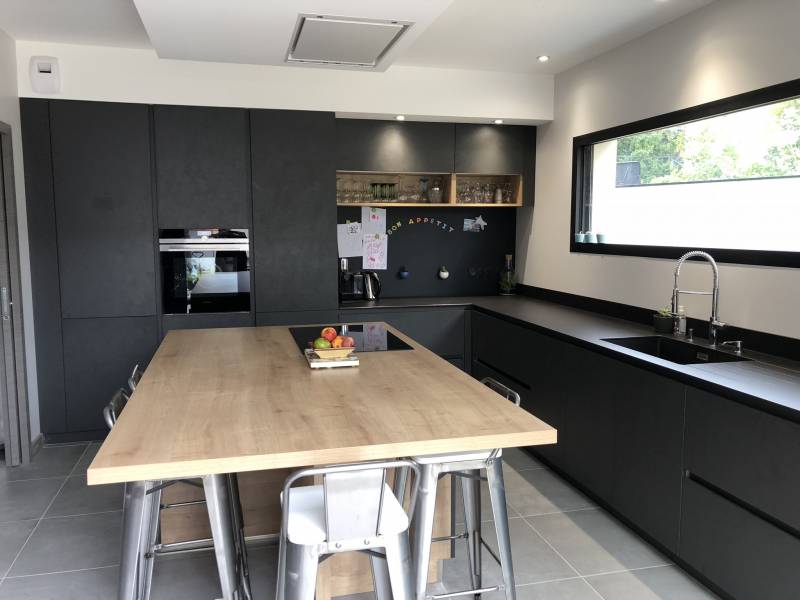 Cuisine noire lyon