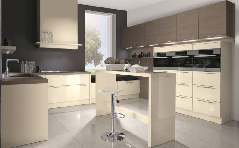 Cuisines Brillantes avec poignées