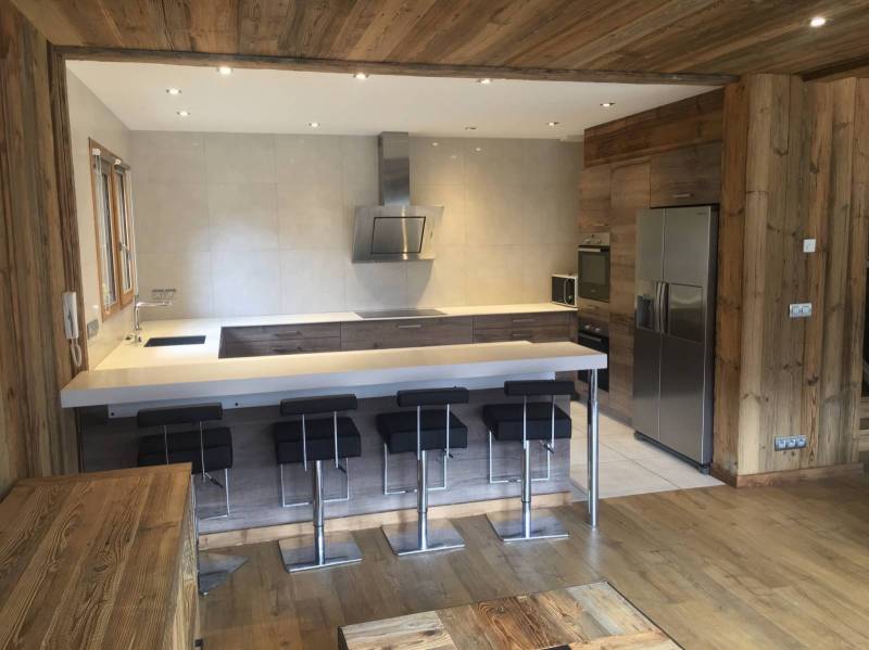 installation cuisine en bois à méribel