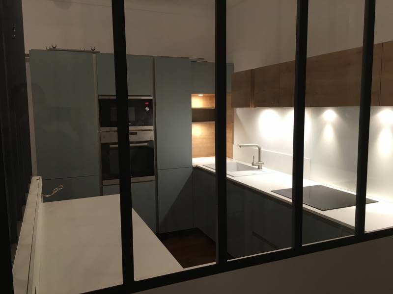 Cuisiniste à Anse pour la conception d'une cuisine sur mesure avec verrière
