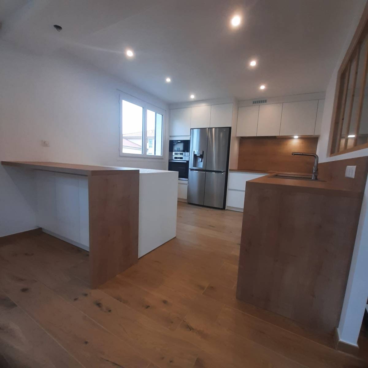 cuisine avec bar à frans