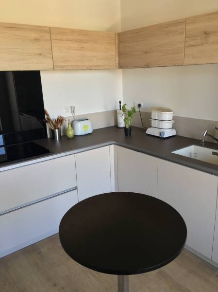 cuisine moderne sans poignées a chambery