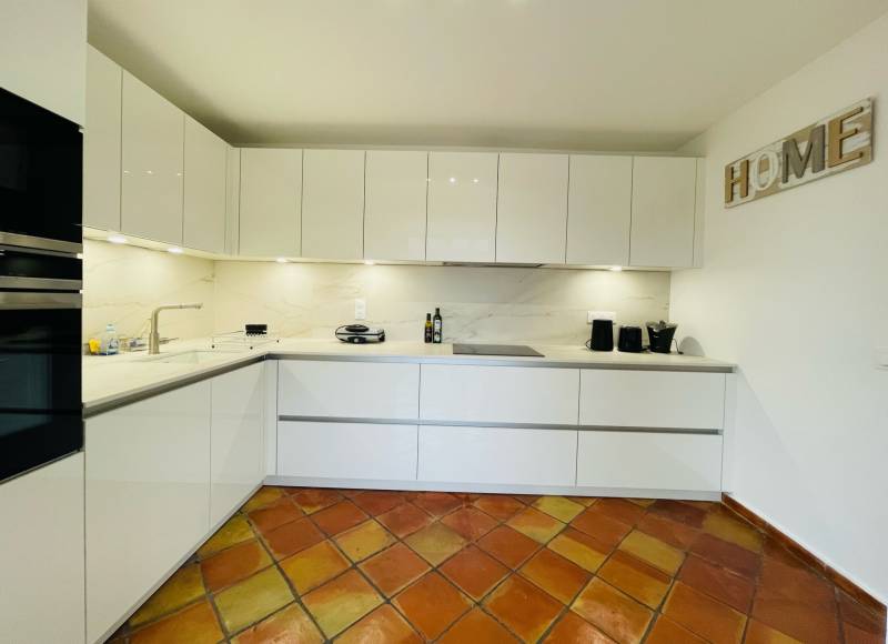 Cuisiniste vers Bourgoin Jallieu pour créer une cuisine design