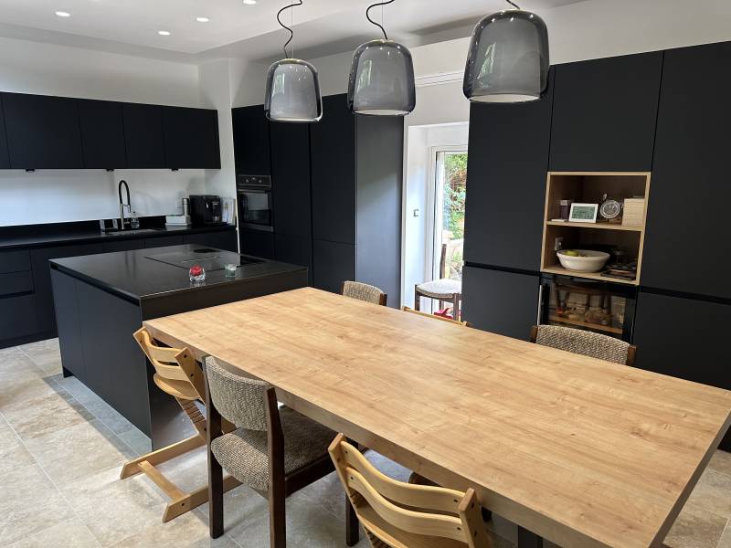 Cuisine noir mat grigny