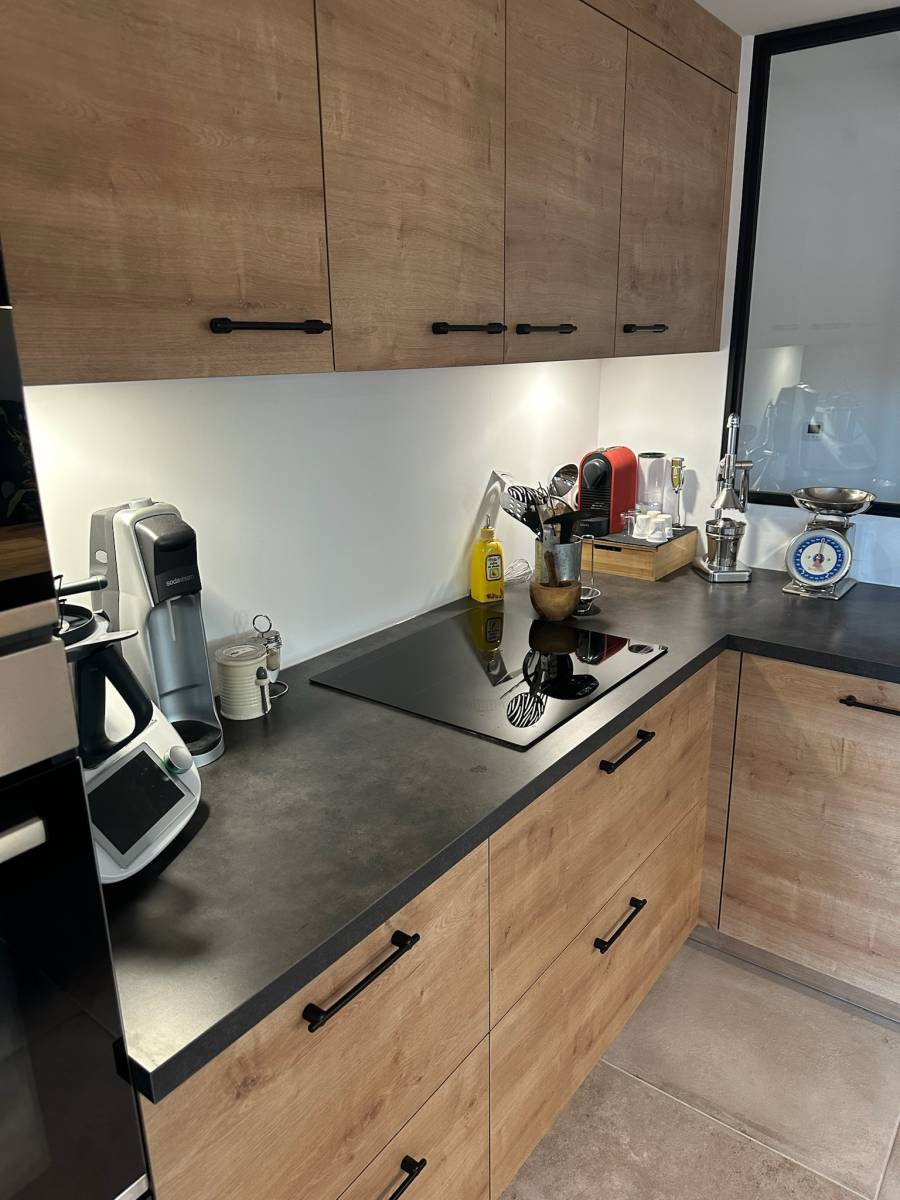 plan de travail noir