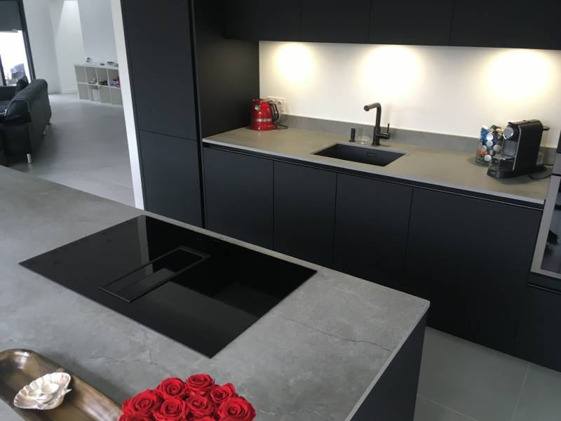 Aménager une cuisine équipée avec un ilot central à Lyon