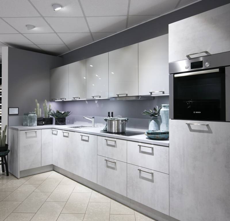 Cuisines Brillantes avec poignées